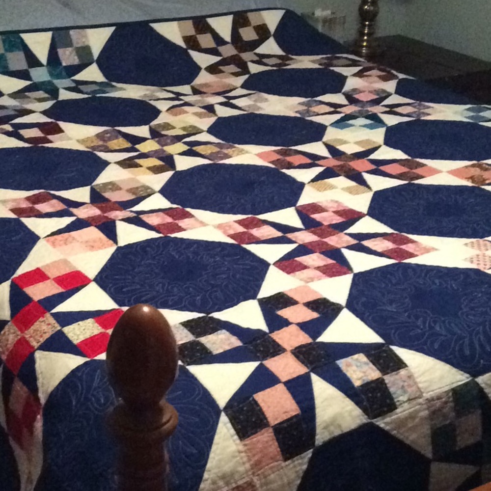 🆕 New Queen Homemade Quilt